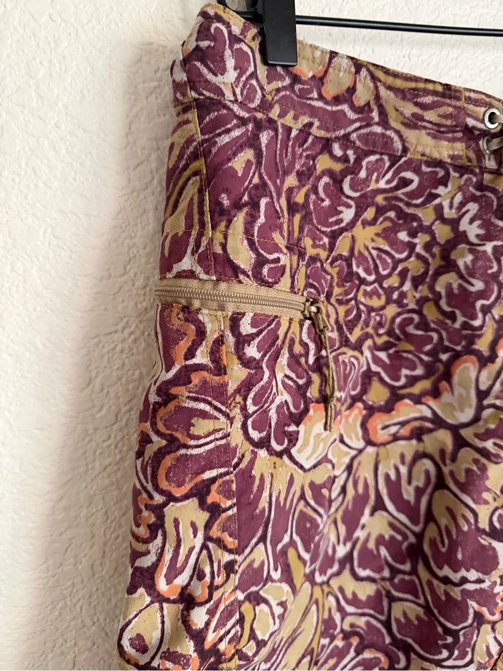 Patagonia Men’s Wavefarer 21” Board Shorts 32 Frank Bronze Floral Print